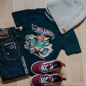 Volcom x Hot Wheels Shirt bundle